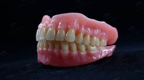 răng giả bằng nhựa