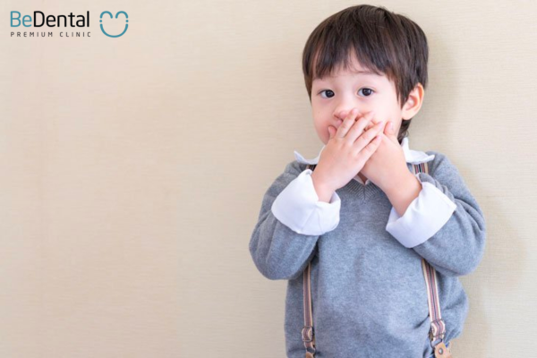 Trẻ bị hôi miệng có thể vì vệ sinh răng miệng không tốt