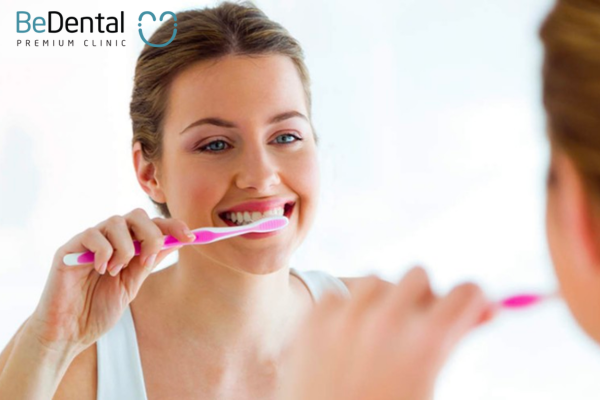 Cần kết hợp vệ sinh răng miệng sạch sẽ khi sử dụng lá lốt làm thuốc chữa đau răng