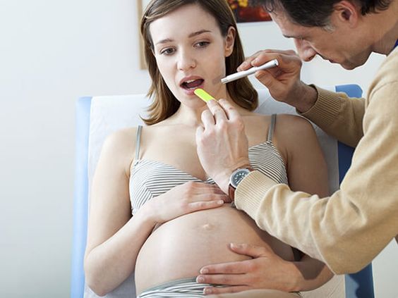 Có cần nhổ răng khôn khi đang mang thai?Những phương pháp trong nhổ răng khi mang thai có an toàn không?
